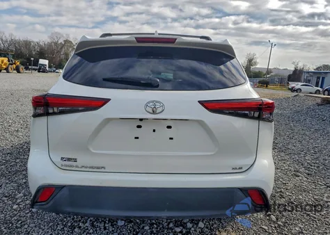 2021 Toyota Highlander Xle from USA, damaged, VIN 5TDGZRAH8MS052055